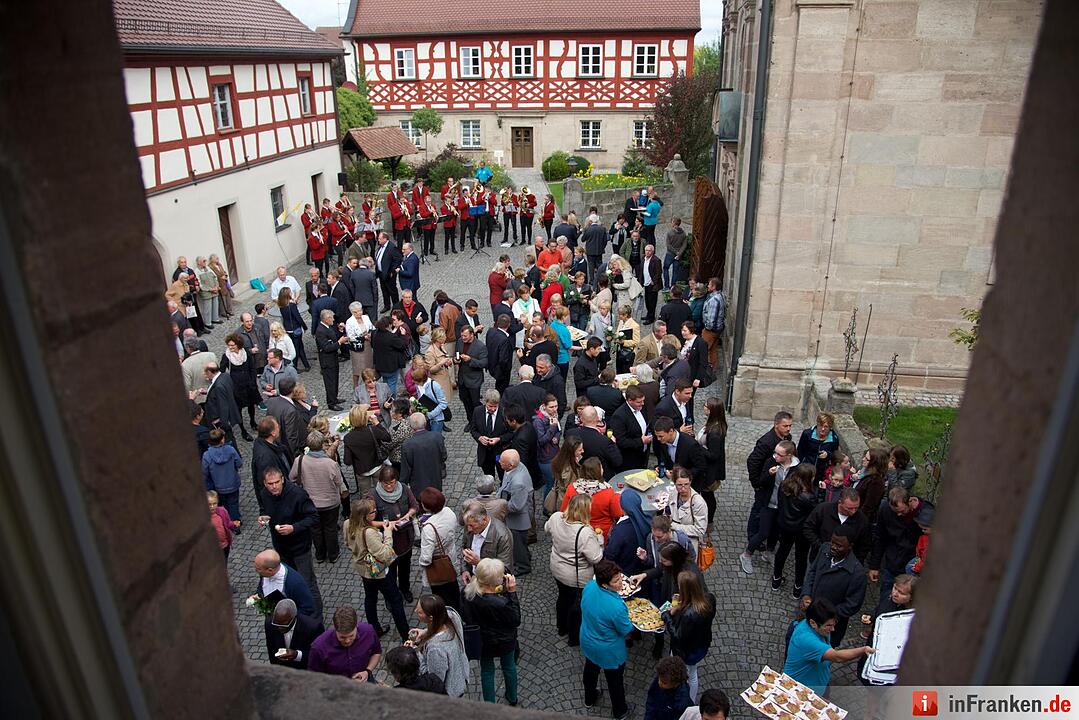 Nach einjähriger Kirchensanierung: Hannberg feiert die Wiedereröffnung der Wehrkirche der Pfarrei Geburt Mariens Hannberg