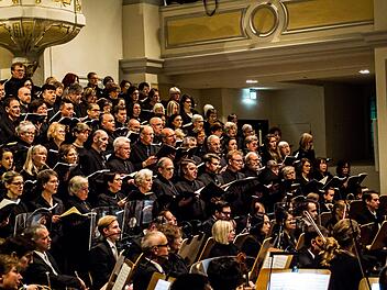 Eine eindringliche Aufführung von Giuseppe Verdis Requiem erlebten zahlreiche Zuhörer in der Coburger Morizkirche.Foto: Jochen Berger
