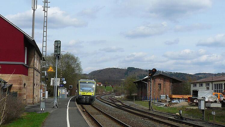 Die Umbaupläne für den Bahnhof gefallen dem Untersteinacher Gemeinderat nach wie vor nicht. Foto: Klaus-Peter Wulf