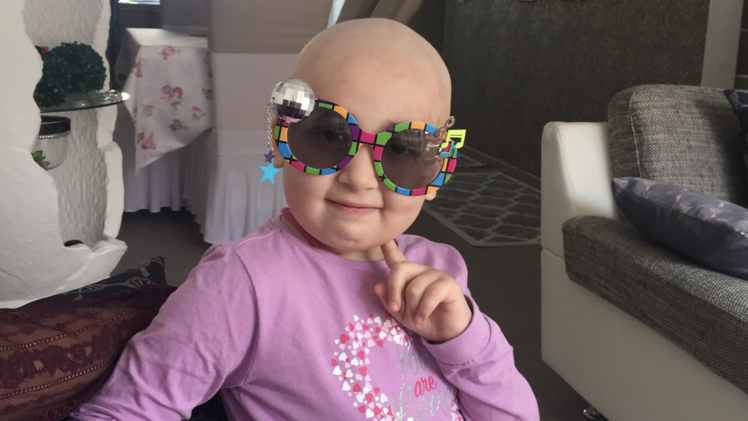 Nürnberg: Aurelia (6) kämpft gegen Krebs - "Bitte, lieber Gott, lass es gut ausgehen"
