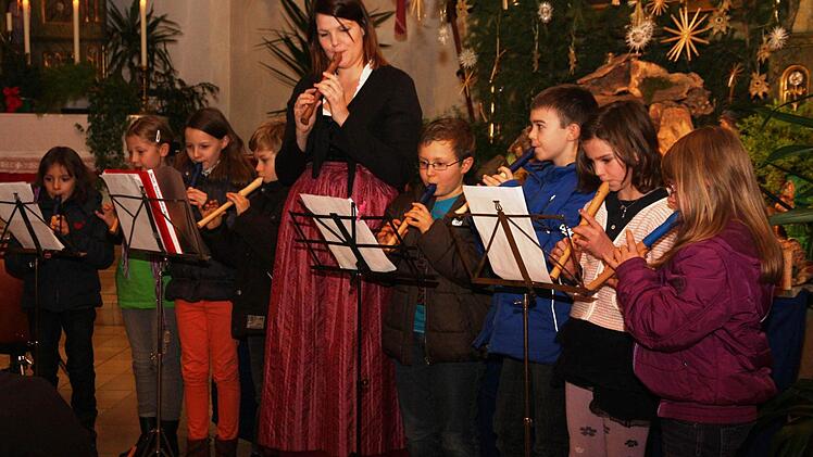 Flötengruppe des Musikvereins mit Carina Förtsch Fotos: Franz Galster