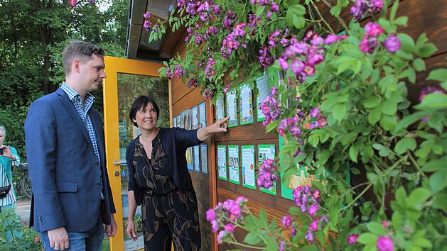 Bamberg: Bienen, Honig & Co. - Interaktive Schautafeln im Erba-Park er&ouml;ffnet