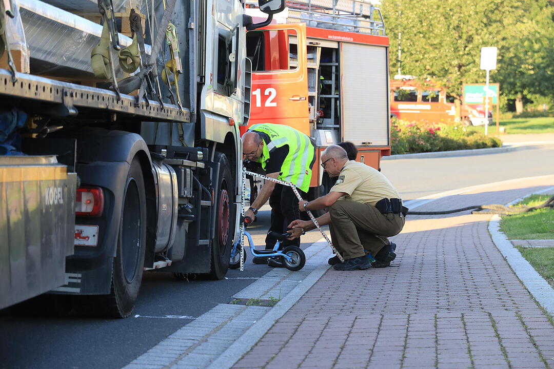 Kreis Bad Kissingen: Lkw erfasst Kind (2)