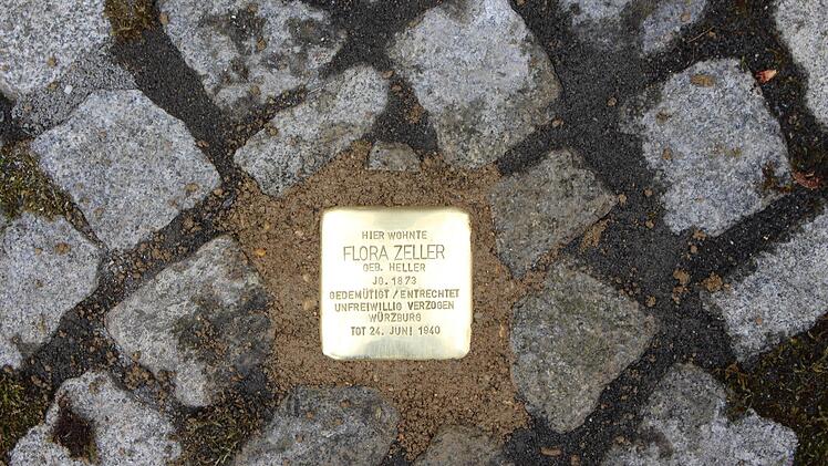 Der Stolperstein für Flora Zeller ist am Sinntor zu finden. Foto: Julia Raab