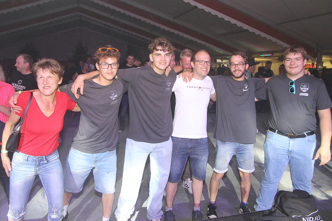 Radspitz gehört zu den erfolgreichsten Partyrockbands im deutschsprachigen Raum.