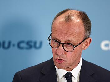 Trotz Protest: CDU legt neues 15-Punkte-Programm vor - Migration und Wirtschaft zentral