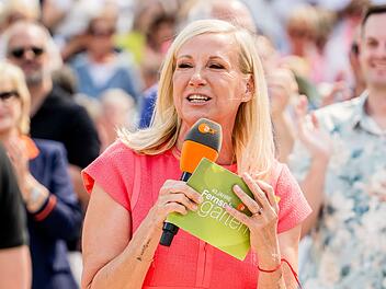 Andrea Kiewel moderiert seit 2000 den "ZDF-Fernsehgarten".