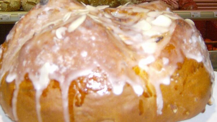 Ein Osterbrot Foto: Petra Malbrich