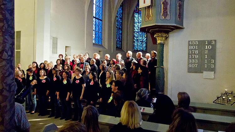Impressionen vom Chorkonzert in der Coburger Heilig-Kreuz-KircheFoto: Jochen Berger