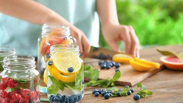 fruit-infused-water-800x533-1.jpg