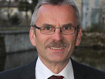 Kreisspielleiter Egon Grünbeck: "Wir haben bei der Einteilung für die neue Saison versucht, alle Wünsche der Vereine zu berücksichtigen. Das ist natürlich nicht einfach". Foto: Archiv