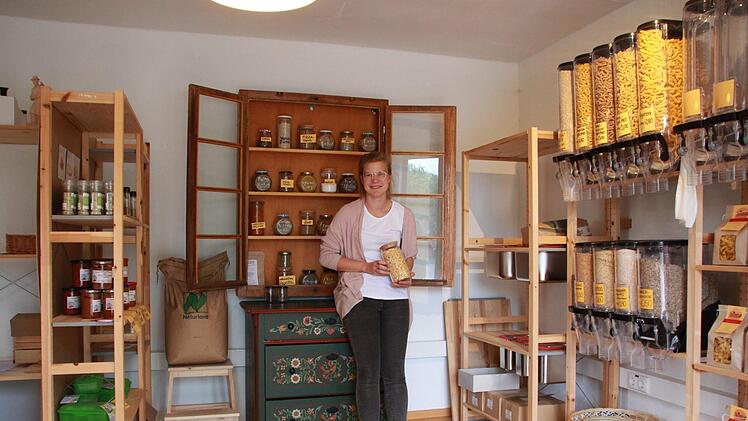 Im Hofladen von Franziska Thomas gibt es verschiedene Produkte von Bauern aus der Region.  Foto: Ellen Mützel