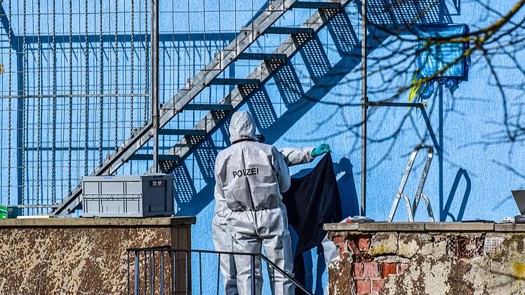 Frau stirbt nach Sch&uuml;ssen
