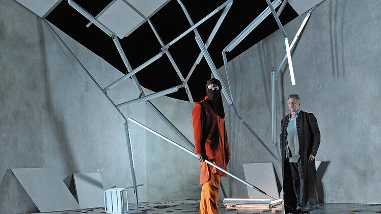 Richard Wagners "Parsifal" feierte Premiere am Landestheater Coburg. Szene aus dem 3. Akt der Neuinszenierung von Jakob Peters-MesserFoto: Andrea Kremper