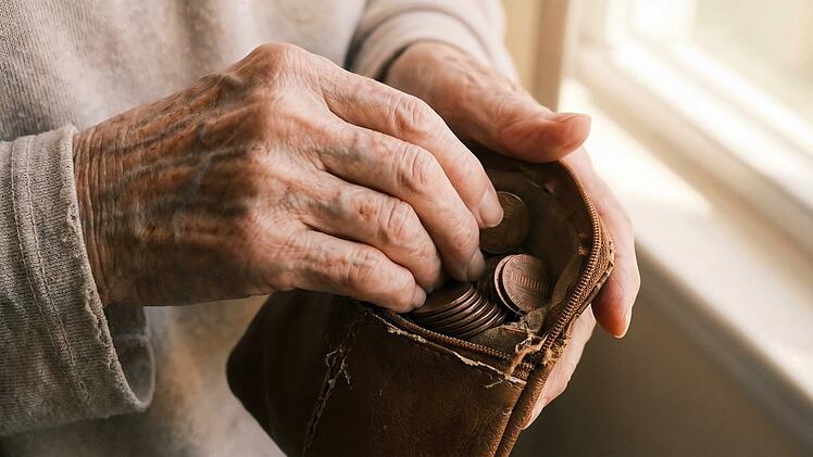 Witwenrente: Wer hat Anspruch hat und wie viel Geld gibt es?
