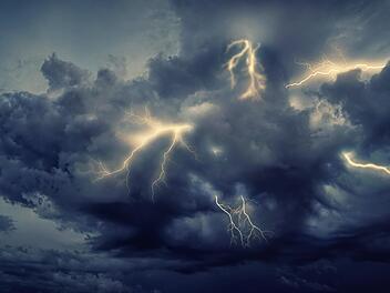 Gewitter und Regenschauer am Wochenende