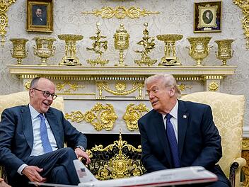 US-Pr&auml;sident  Trump empf&auml;ngt Bundeskanzler Merz