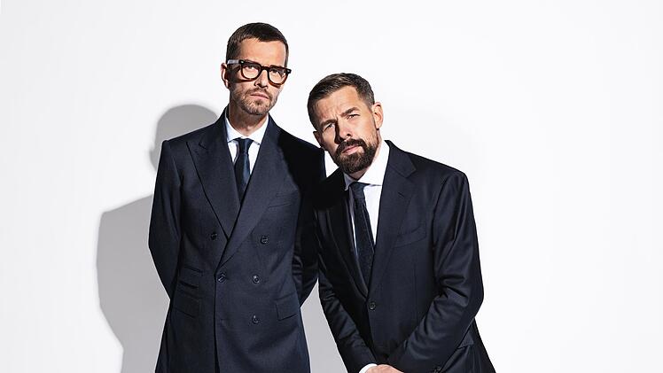 Joko Winterscheidt (links) und Klaas Heufer-Umlauf scheuen auch den hohen logistischen Aufwand nicht, um direkt mit den Fans in Kontakt zu treten.