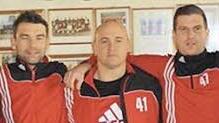 Ralph Turnwald, Michael Rödl und Frank Scheidel (v. li.) bilden auch in der Saison 2015/2016 das Trainer-Trio.  Foto: privat