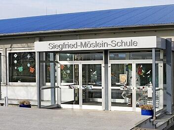 Erneut war die Mittagsbetreuung in der Siegfried-Möslein-Schule ein Thema im Gemeinderat. Eine Lösung steht nun im Raum.  Foto: Katja Nauer, Archiv