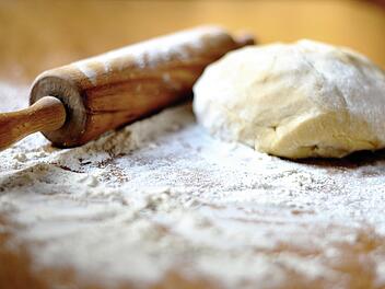 Symbolbild: Backen, Teig, Küche