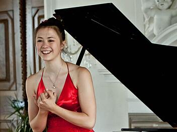 Nina Scheidmantel gastierte im Kaisersaal von Banz. Foto: Jochen Berger