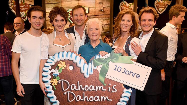 Die erste Folge von "Dahoam is dahoam" lief am 8. Oktober 2007. Foto: Felix Hörhager/dpa