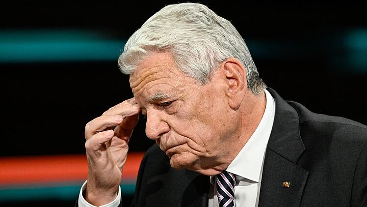 Bei "Markus Lanz" war Joachim Gauck den Tränen nahe, als er Kritik an der israelischen Regierung übte.