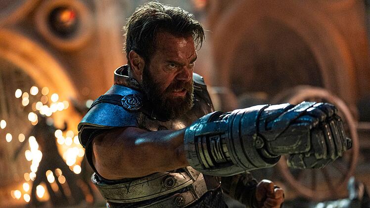 Wenn jemand im Armdr&uuml;cken gegen He-Man gewinnen kann, dann h&ouml;chstens er: Johannes Haukur Johannesson verk&ouml;rpert Fisto, eine Figur, die schon seit 1984 zum "Masters of the Universe"-Kosmos geh&ouml;rt.