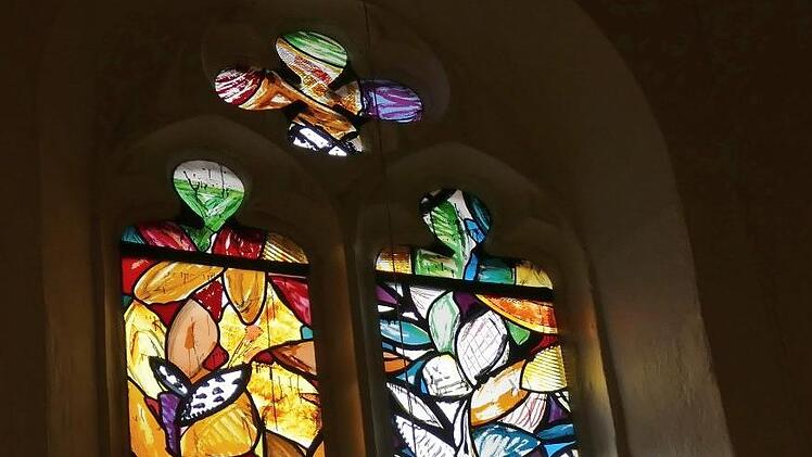 Das L&uuml;pertz-Fenster belegt laut Kirche die profunden Bibelkenntnisse des K&uuml;nstlers.  Foto: Marion Kr&uuml;ger-Hundrup