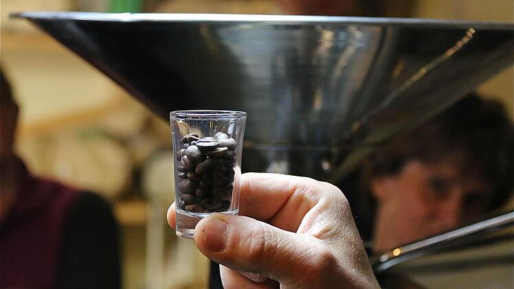 Diese sieben Gramm Kaffeebohnen reichen für eine gute Tasse. Foto: Gerd Schaar