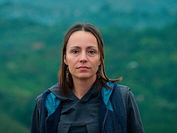 "Ich wollte, dass die Welt ein wenig gerechter wird", sagt Tanja im Film von Marcel Mettelsiefen.