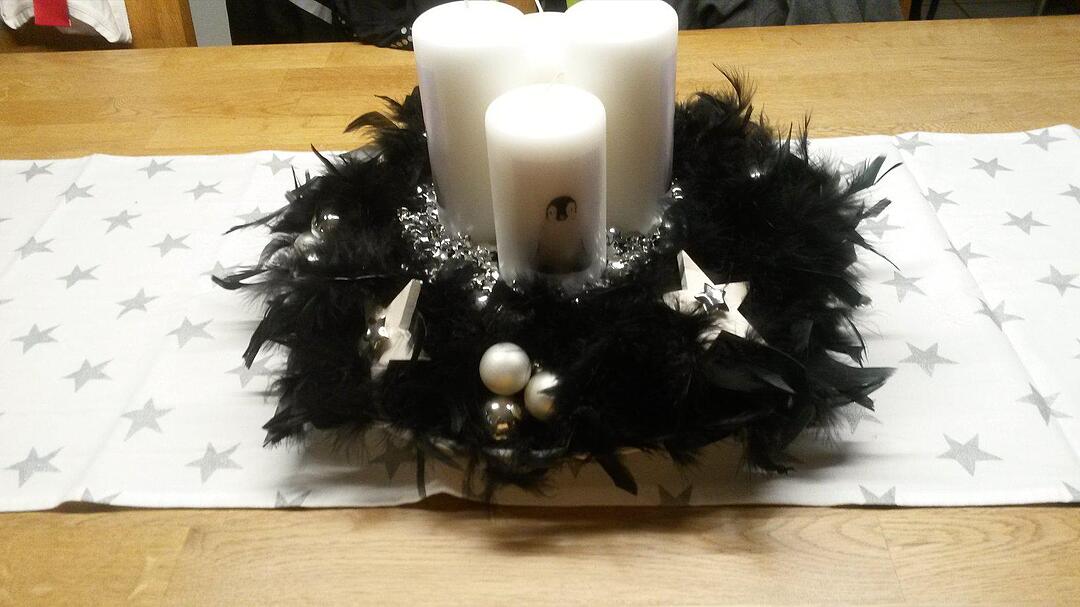 Lesergalerie: Adventskränze