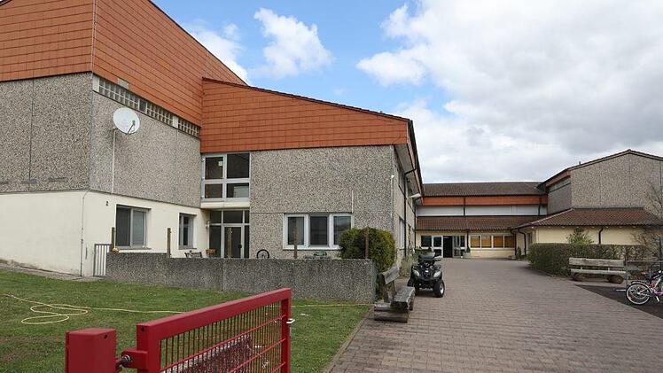Die Schule in Hallerndorf Barbara Herbst