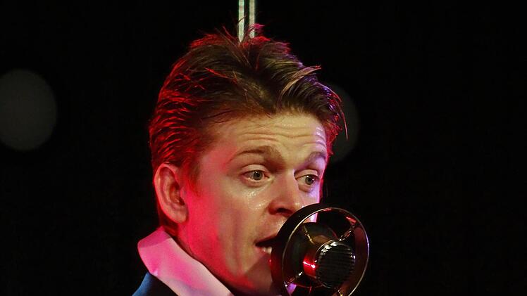 David Lugert von "Viva Voce" beim Gastspiel in der Gerold-Strobel-Halle in Bad Rodach.Foto: Jochen Berger