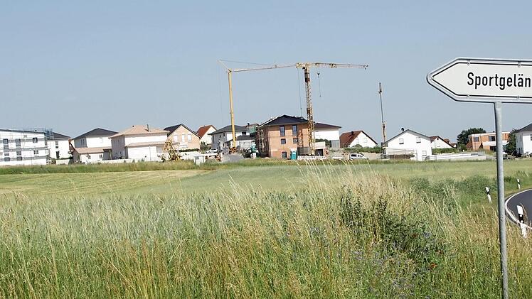 Auch in diesem Gebiet in Lonnerstadt am Sportplatz gibt es keine freien Bauplätze mehr. Foto: Andreas Dorsch