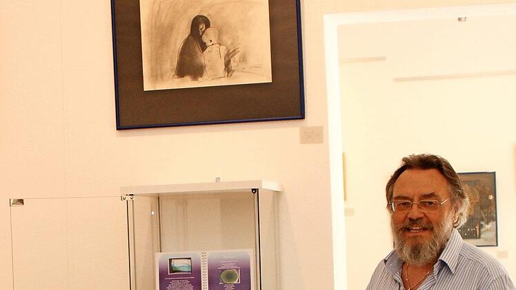 Gerold Jakob in der neuen Galerie an der Stadtmauer  Foto: gg