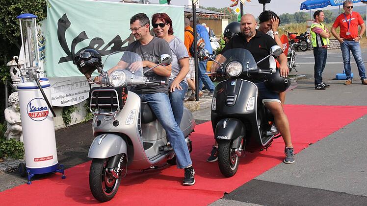 Vespa-Treffen im Itzgrund Foto: Michael Stelzner