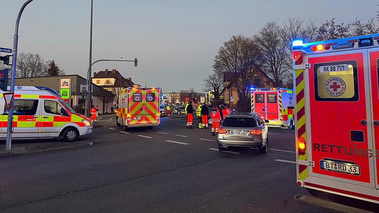 Unfall mit elf Verletzten in Bayreuth