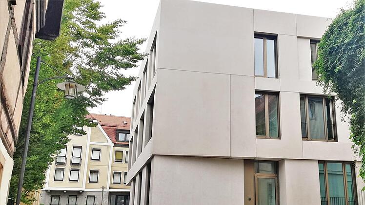 Außenansicht des neuen Hauses C des Landratsamtes.Sigismund von Dobschütz