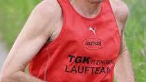 Vor fünf Jahren hat Rainer Frischholz seine Fußballschuhe gegen die Laufschuhe ausgetauscht.