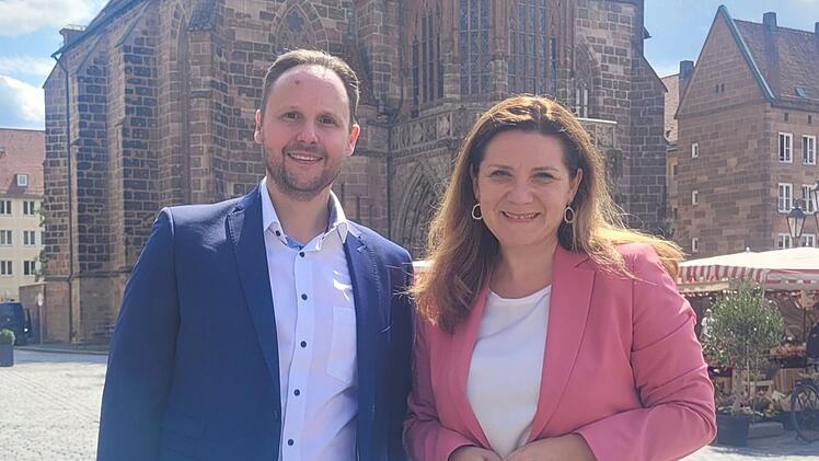 N&uuml;rnberg: Neuer Leiter der Wirtschaftsschule - diese Erfahrungen bringt Nils Marko mit