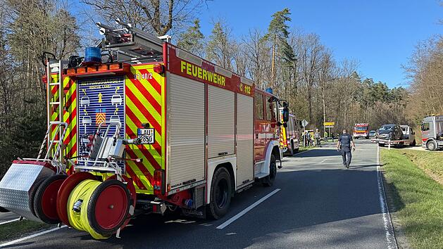 Vier Verletzte und ein Toter bei Unfall im Kreis N&uuml;rnberger Land