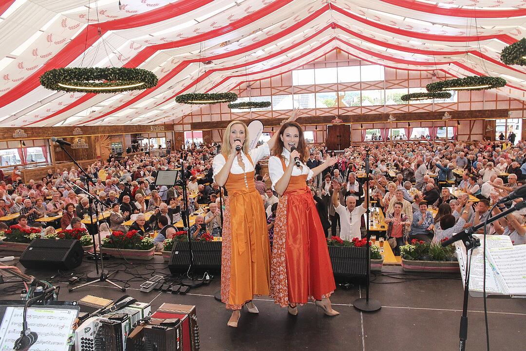Sigrid & Marina traten beim Generationennachmittag auf.