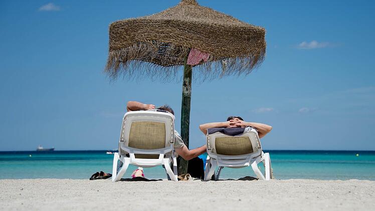 Symbolbild: Julian Stratenschulte/dpa