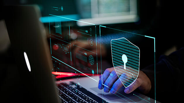Hacker, Cyberangriff, Heimnetzwerk