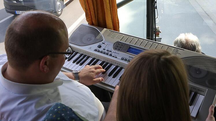 Bayreuther Gottesdienst-Busfahrt mit Pfarrer Hannes Schott Foto: Barbara Herbst
