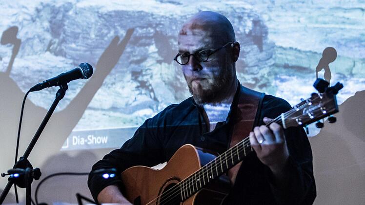 Wiederhören nach vier Jahren: Impressionen vom Coburg-Gastspiel der Band "Solid Ground".Foto: Jochen Berger