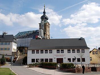 Die "Klosterbräu Marienweiher - Gasthof und Brauhaus" am Fuße der Wallfahrtsbasilika in Marienweiher Foto: Archiv/Claudia Meisel