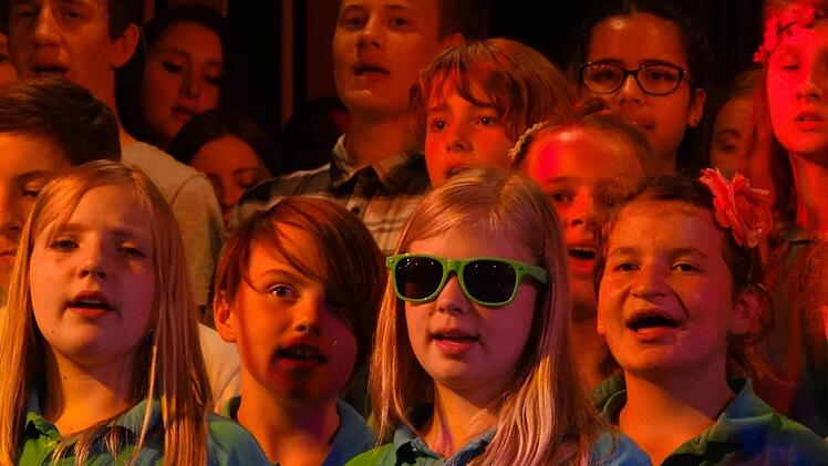 Mit Begeisterung dabei: Den Schülerinnen und Schüler sah man es förmlich an, dass ihnen die Musik richtig viel Freude macht.